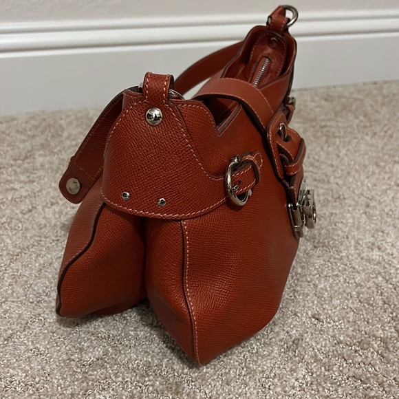 Salvatore Ferragamo Handbag - Picture 5 of 11